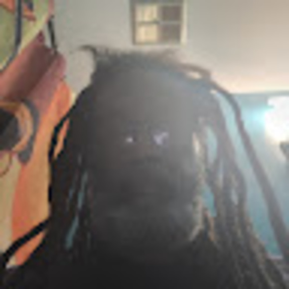 Meet your Posher, Kerwin - Picture 1 of 1